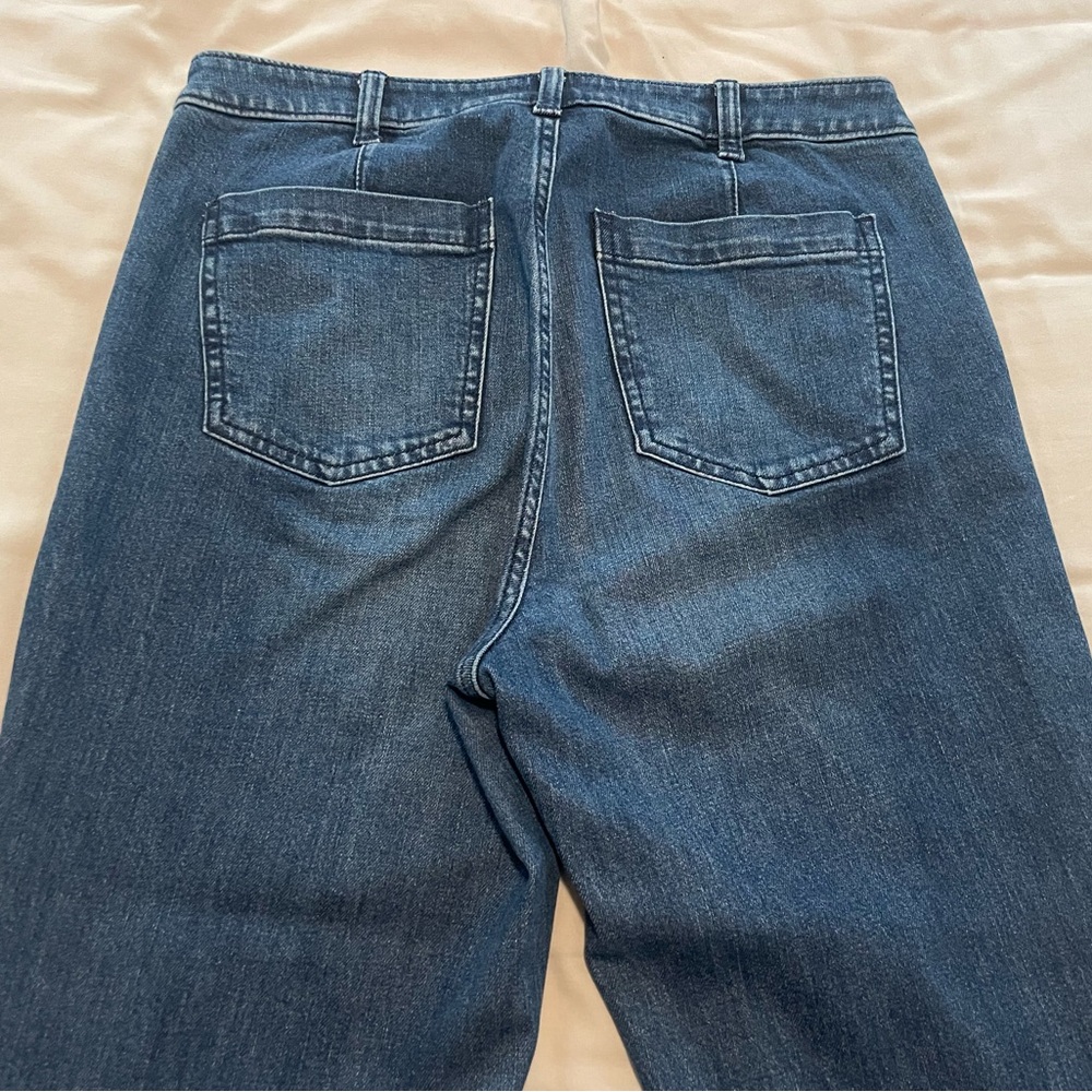 GAP Women's Blue 70s Flare Jeans with Buttons Size 10/30 Like New - Picture 5 of 5